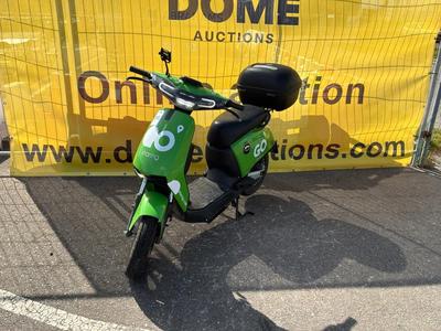 Overzichtsfoto van Super SOCO CUx Elektrische scooter